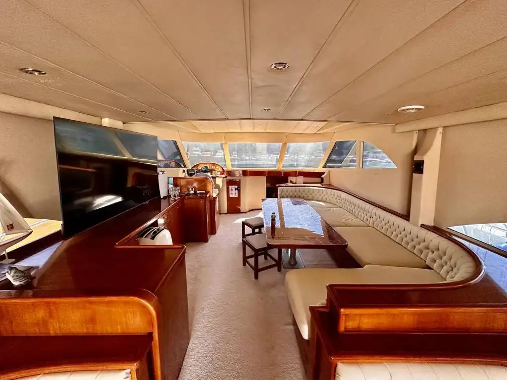 YACHT WATERPARK AMALİA